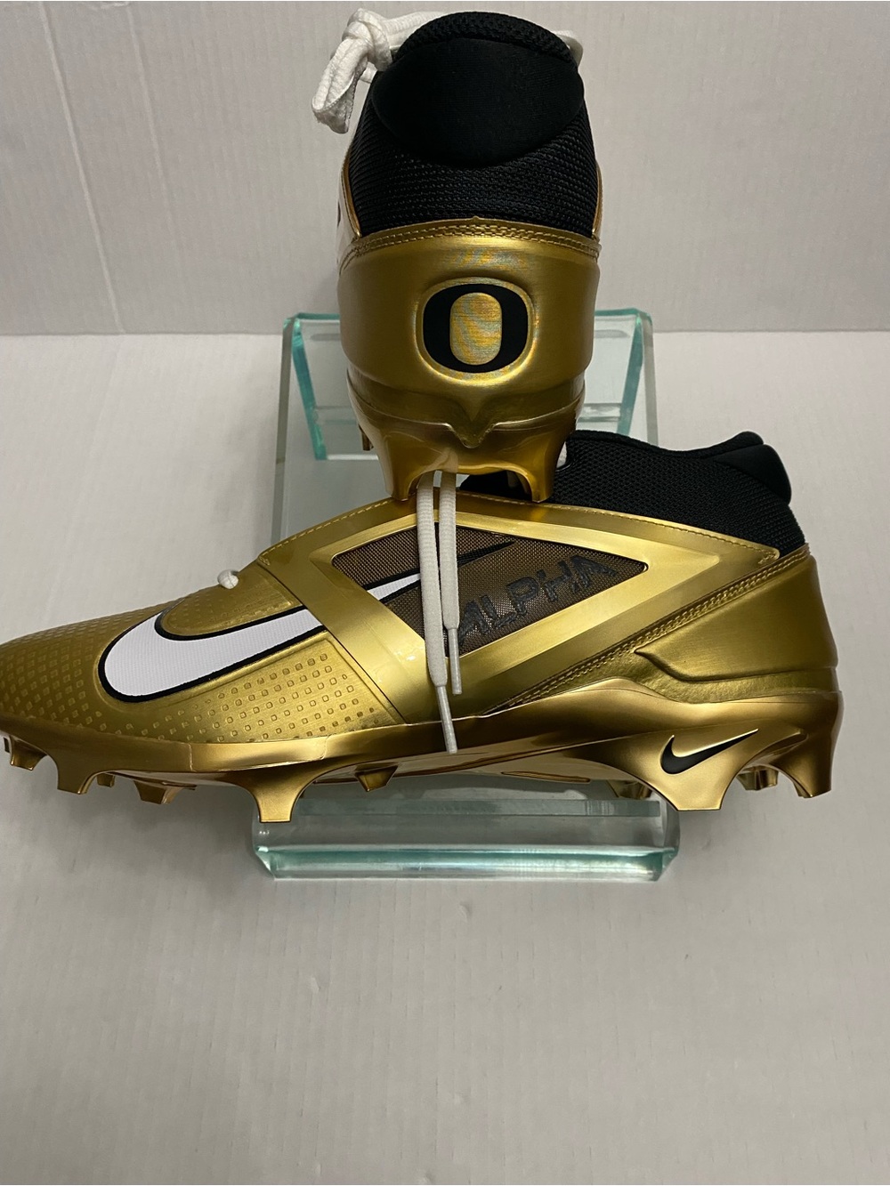 Nike Men’s Metallic Gold & Black Football Cleats Oregon Ducks sz 12.5 wide